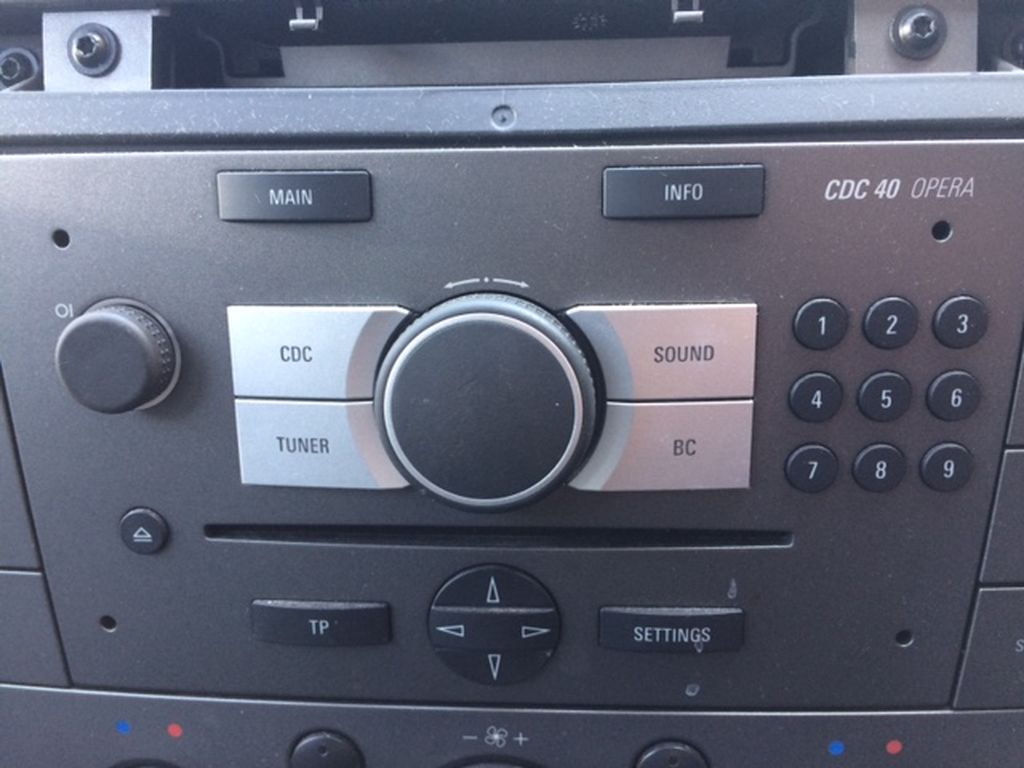 Opel opera cdc40